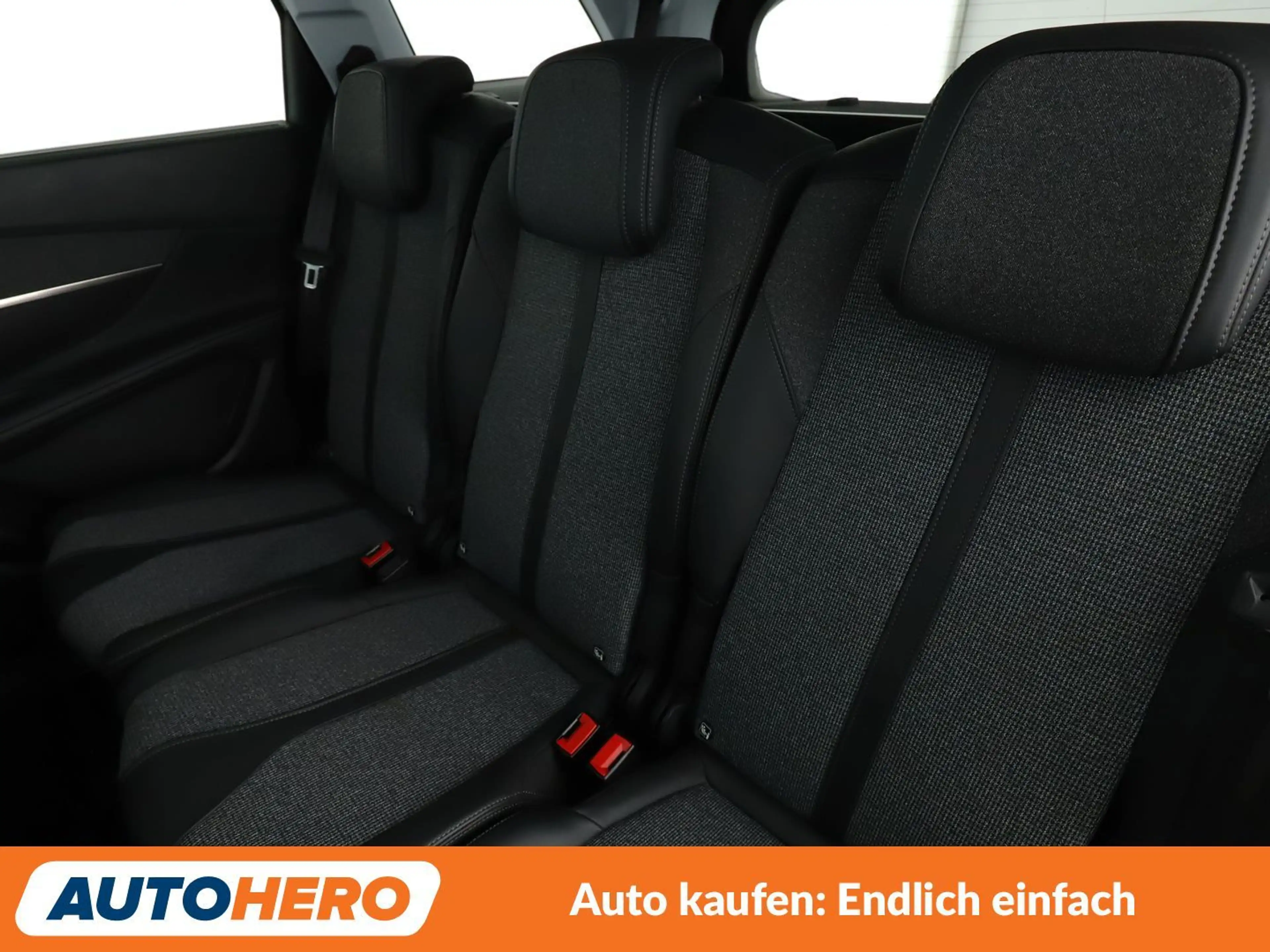 Peugeot 5008 1.5 Blue-HDi Allure Aut*NAVI*TEMPO*CAM*PDC*SHZ* — photo 14