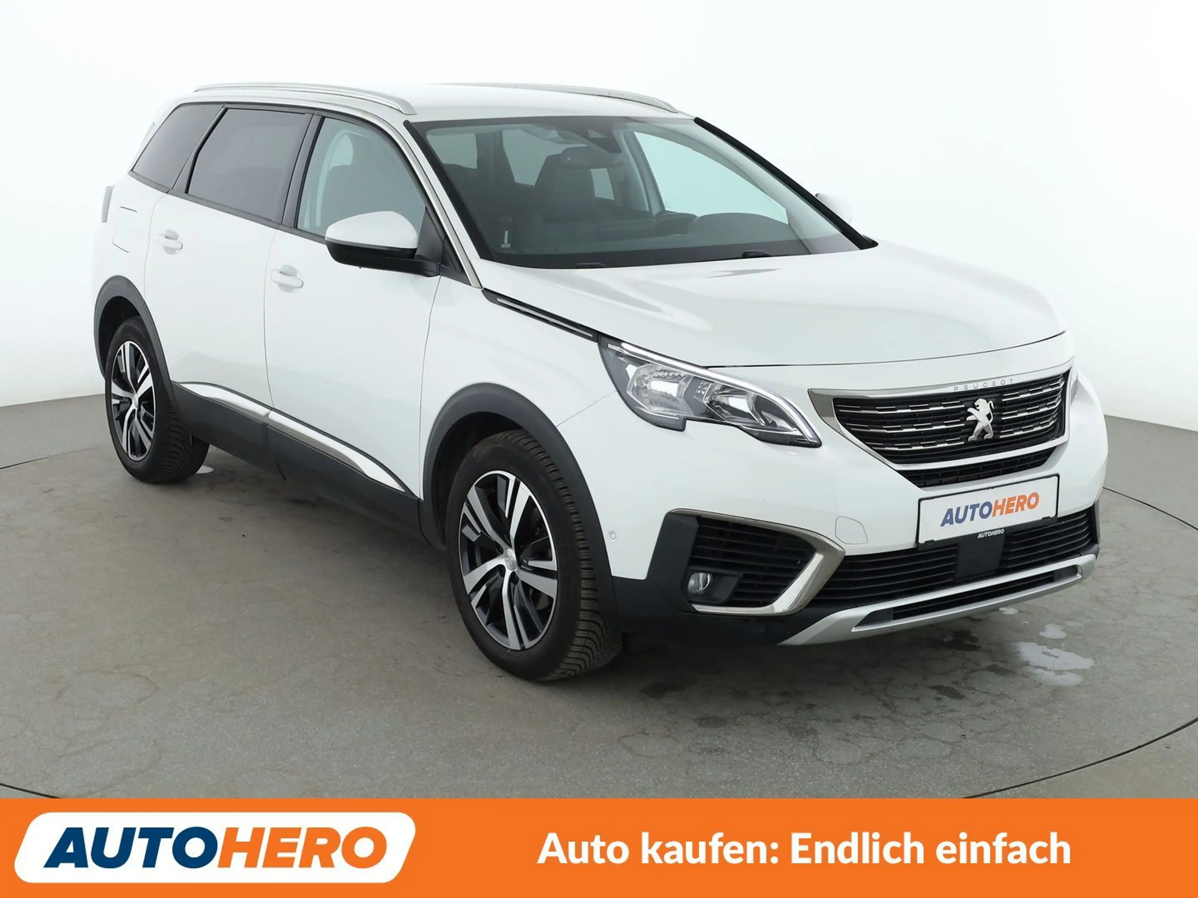 Peugeot 5008 1.5 Blue-HDi Allure Aut*NAVI*TEMPO*CAM*PDC*SHZ* — photo 8