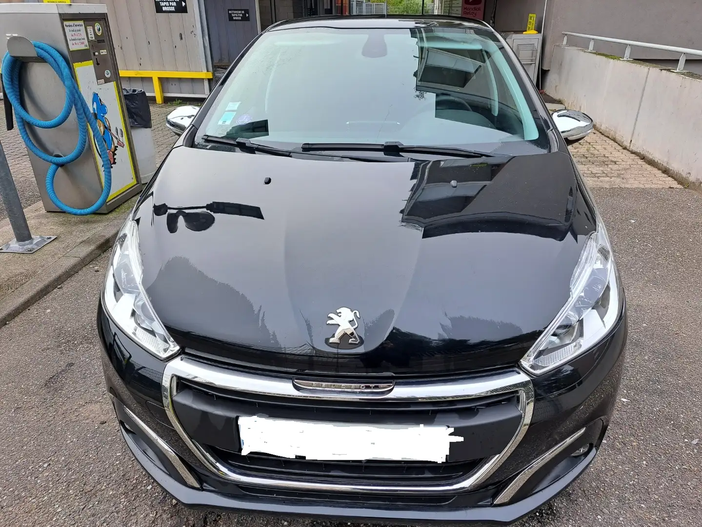 Peugeot 208 208 1.2 PureTech 82ch BVM5 Style Noir - 1