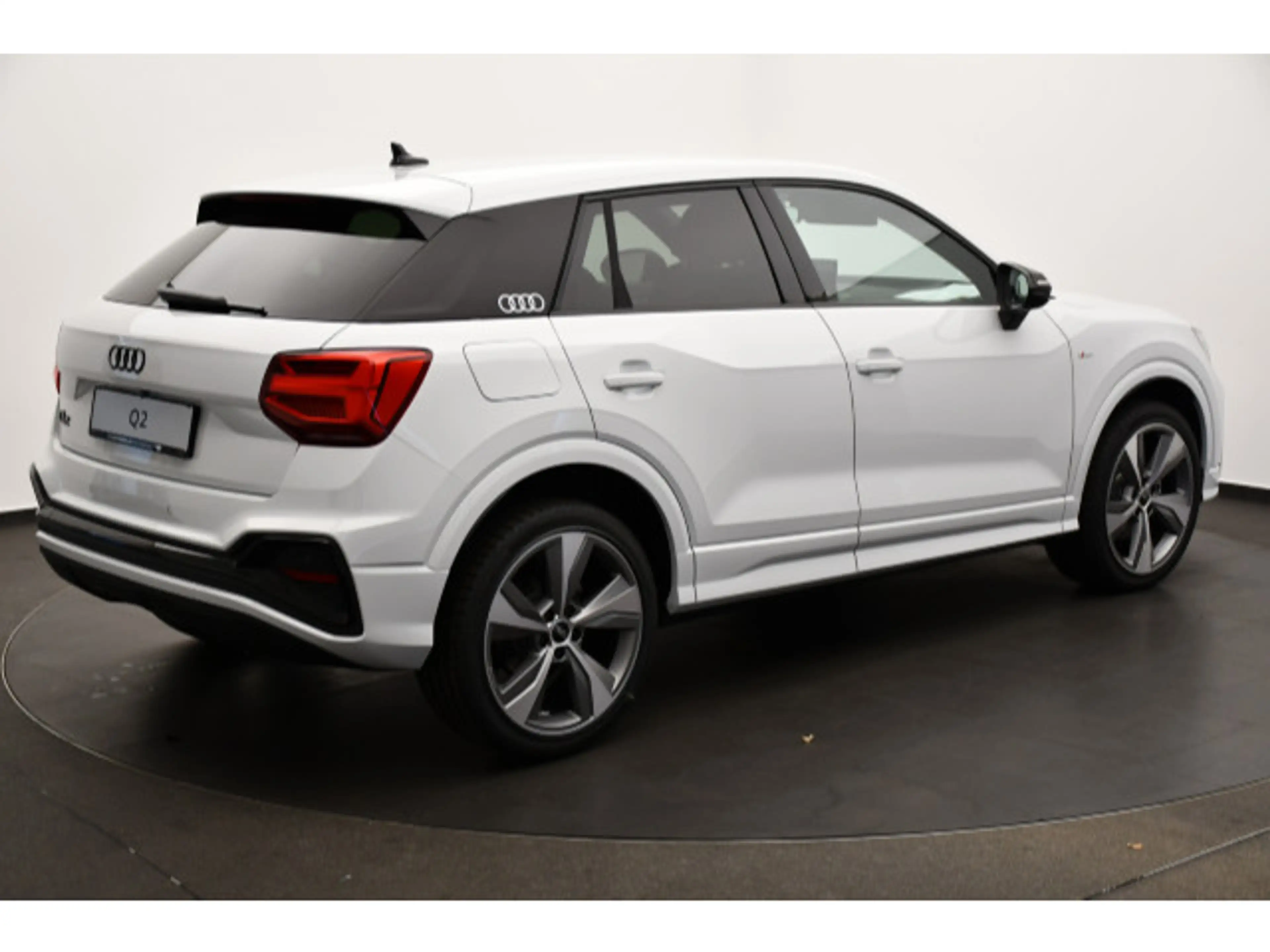 Audi Q2 35 TFSI S-tronic S line AHK/Rückkam — photo 3