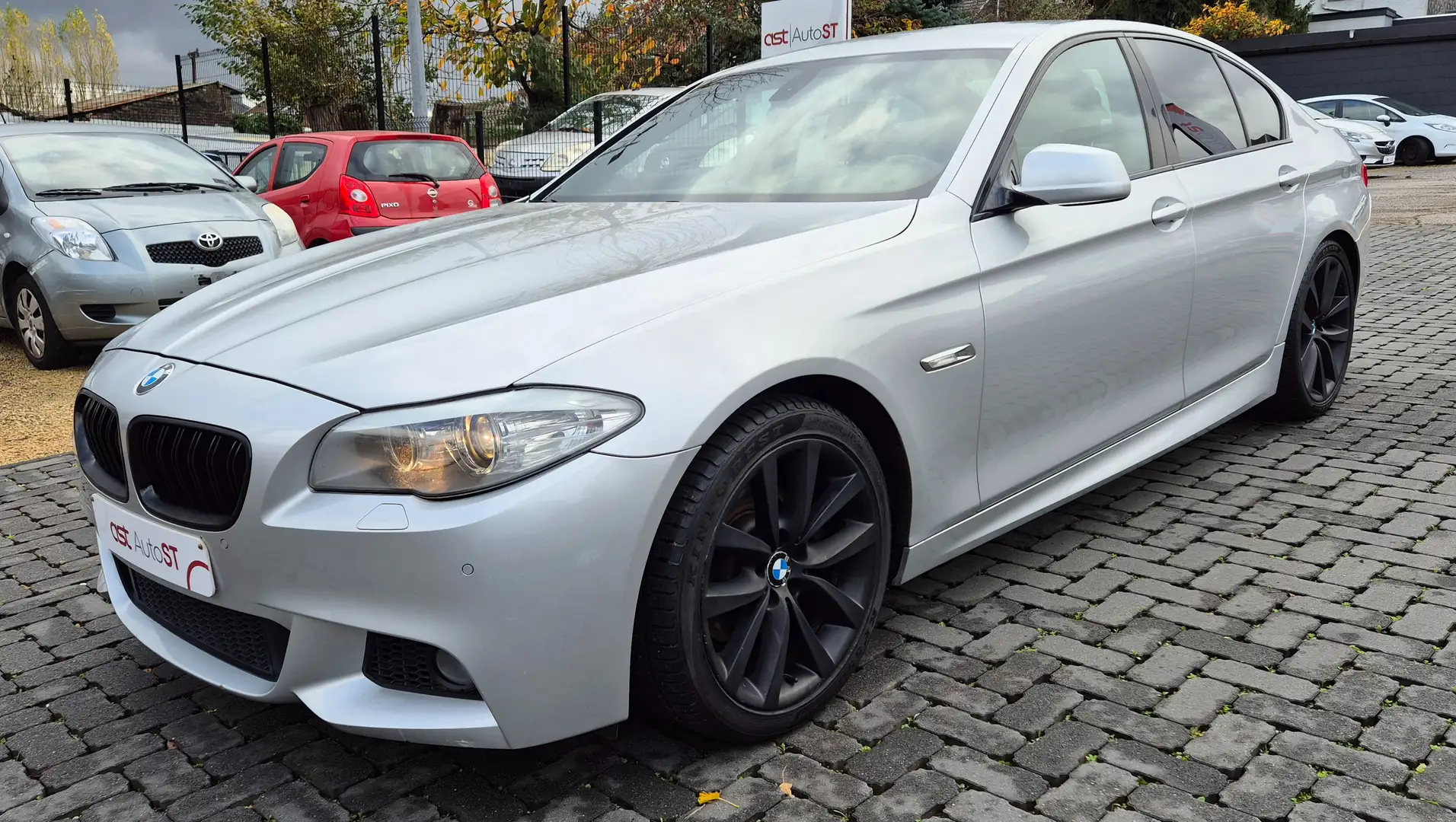 BMW 520 D PACK M - 1