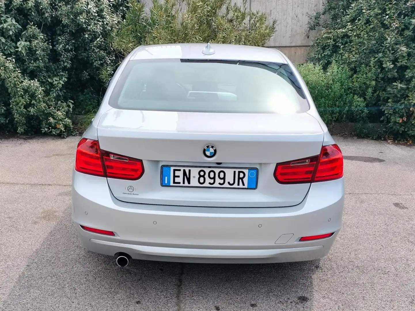 BMW 316 Serie 3 F30 2012 Berlina 316d Okay neo patentati. Argent - 2