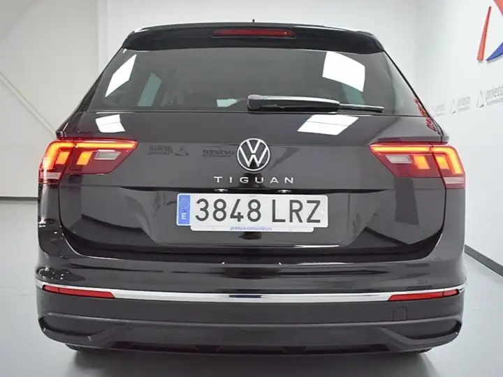 Volkswagen Tiguan Life 2.0 TDI (2021) 2021, foto 31