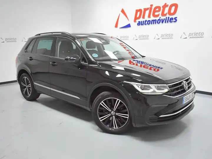Volkswagen Tiguan Life 2.0 TDI (2021) 2021, foto 35