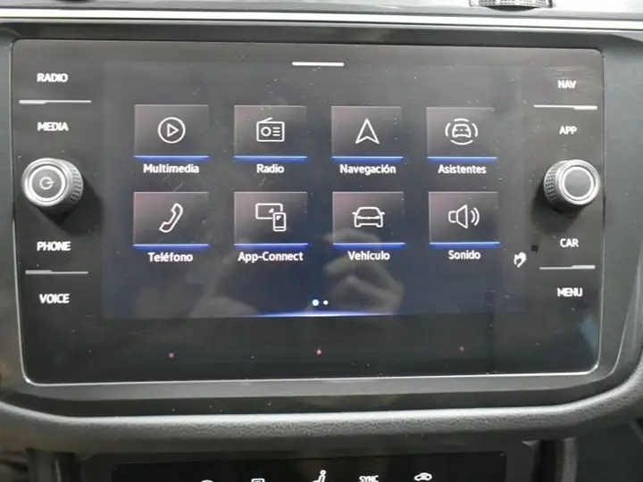 Volkswagen Tiguan Life 2.0 TDI (2021) 2021, foto 19