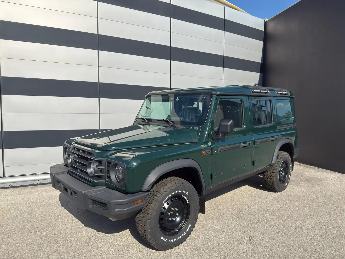 Ineos Grenadier Utility Wagon AKTIONSWOCHEN Grün - 1