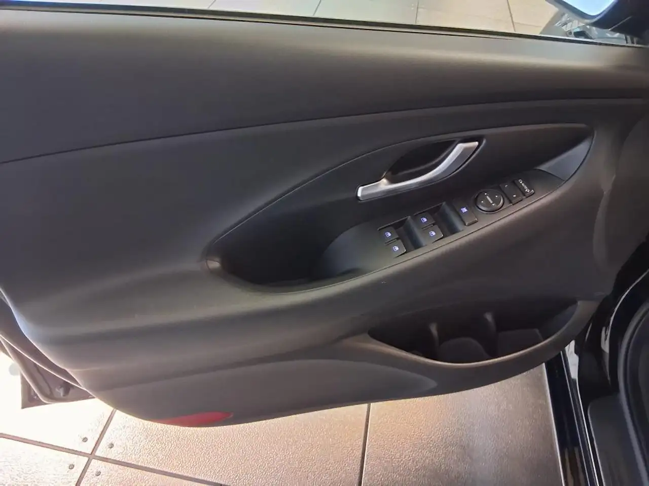 Hyundai i30 1.5 T-GDI Mild-Hybrid N Line, миниатюра 25