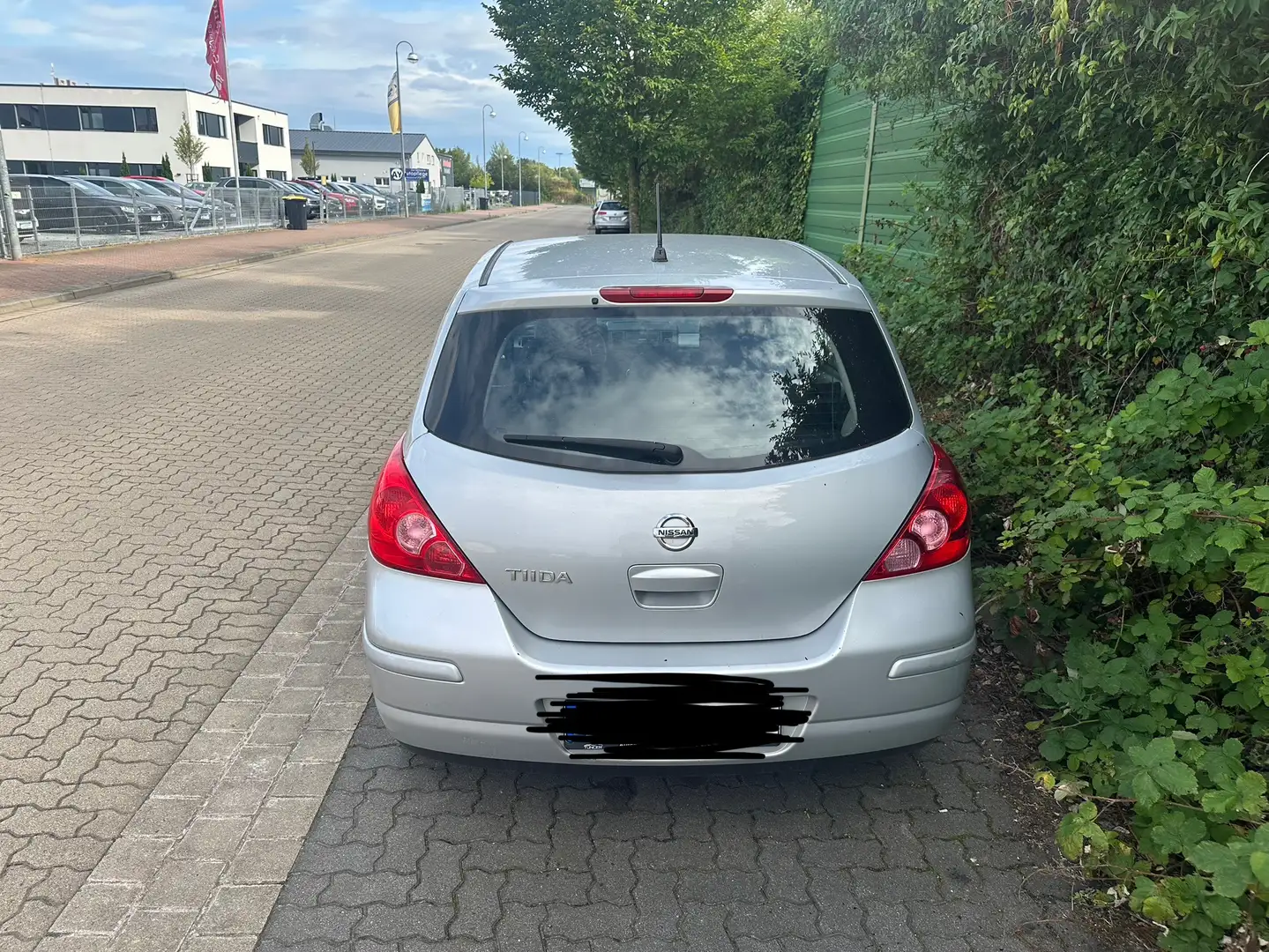 Nissan Tiida Szary - 2