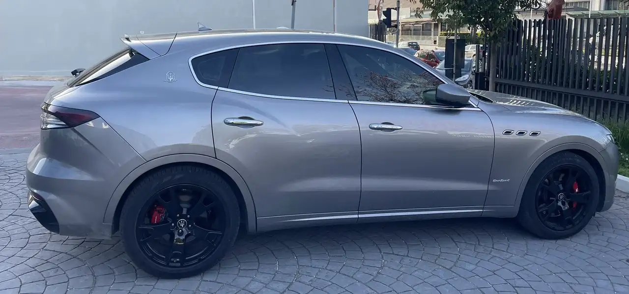 Maserati Levante 2021