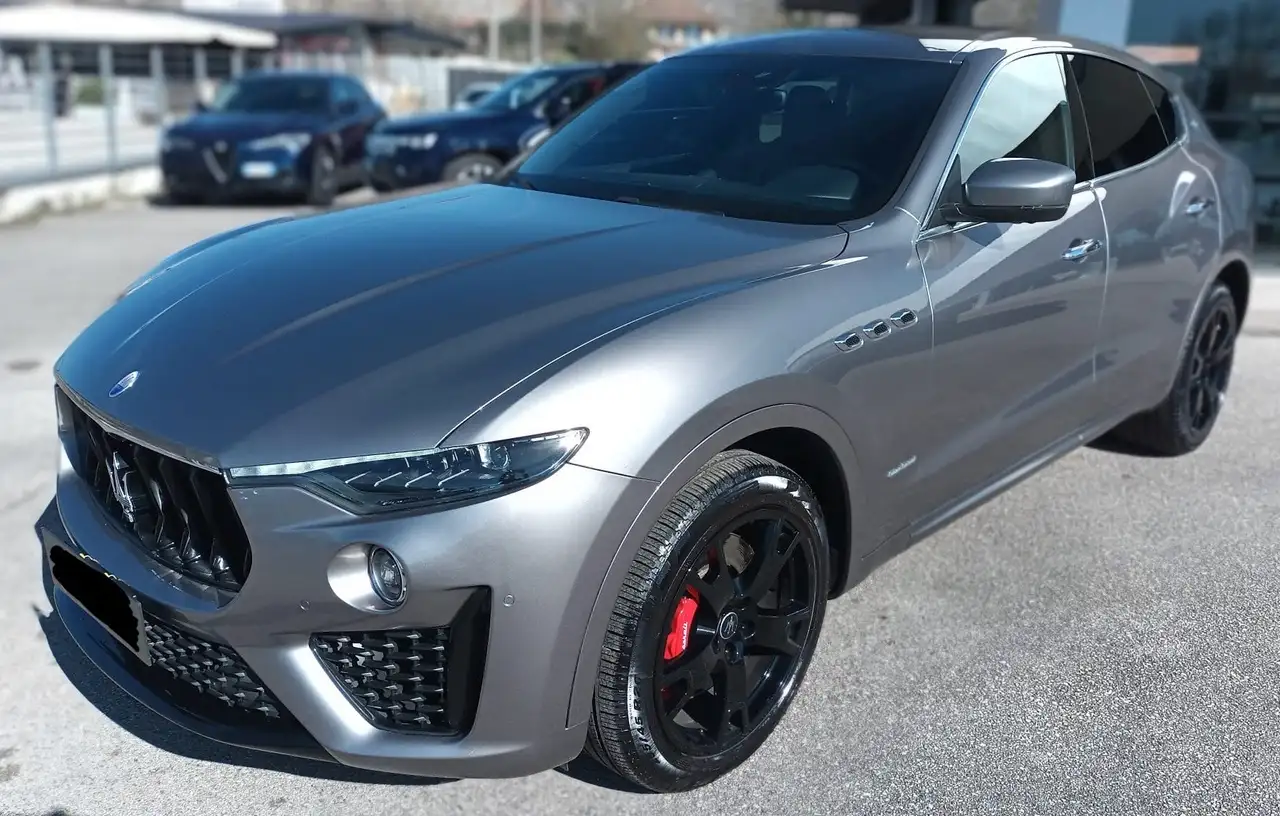 Maserati Levante 2021