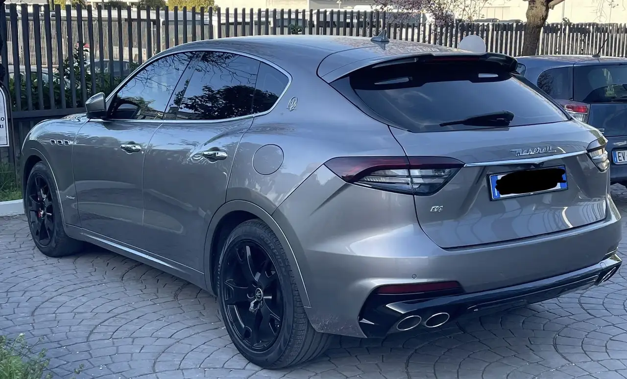 Maserati Levante 2021