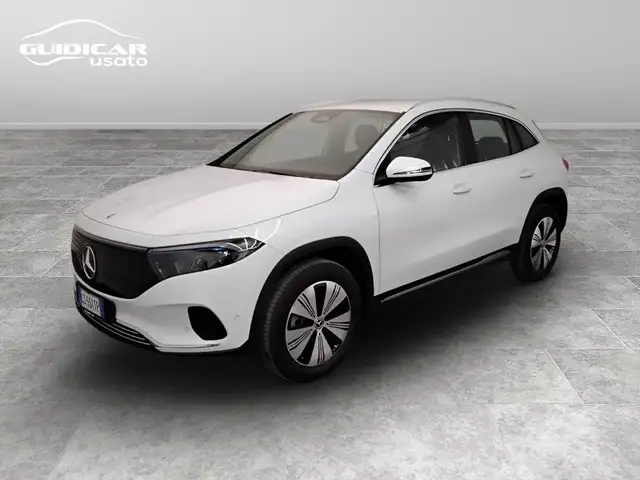 Mercedes-Benz EQA 300 Progressive Advanced 4matic