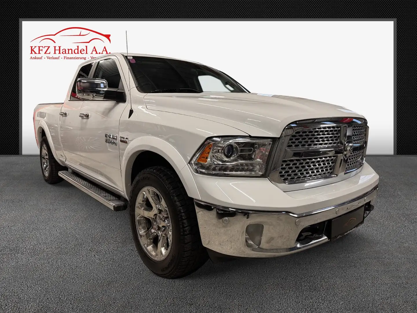 Dodge RAM 1500 LARAMIE QUAD CAB * FINANZIERUNG * EINTAUSCH * Blanc - 2