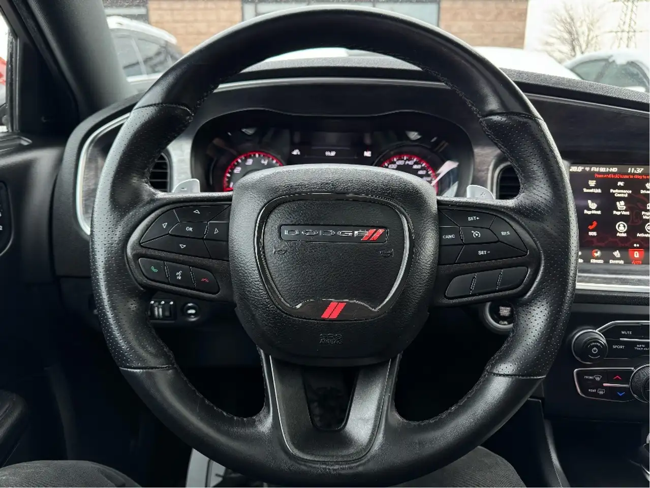 Dodge Charger снимка Dodge Charger