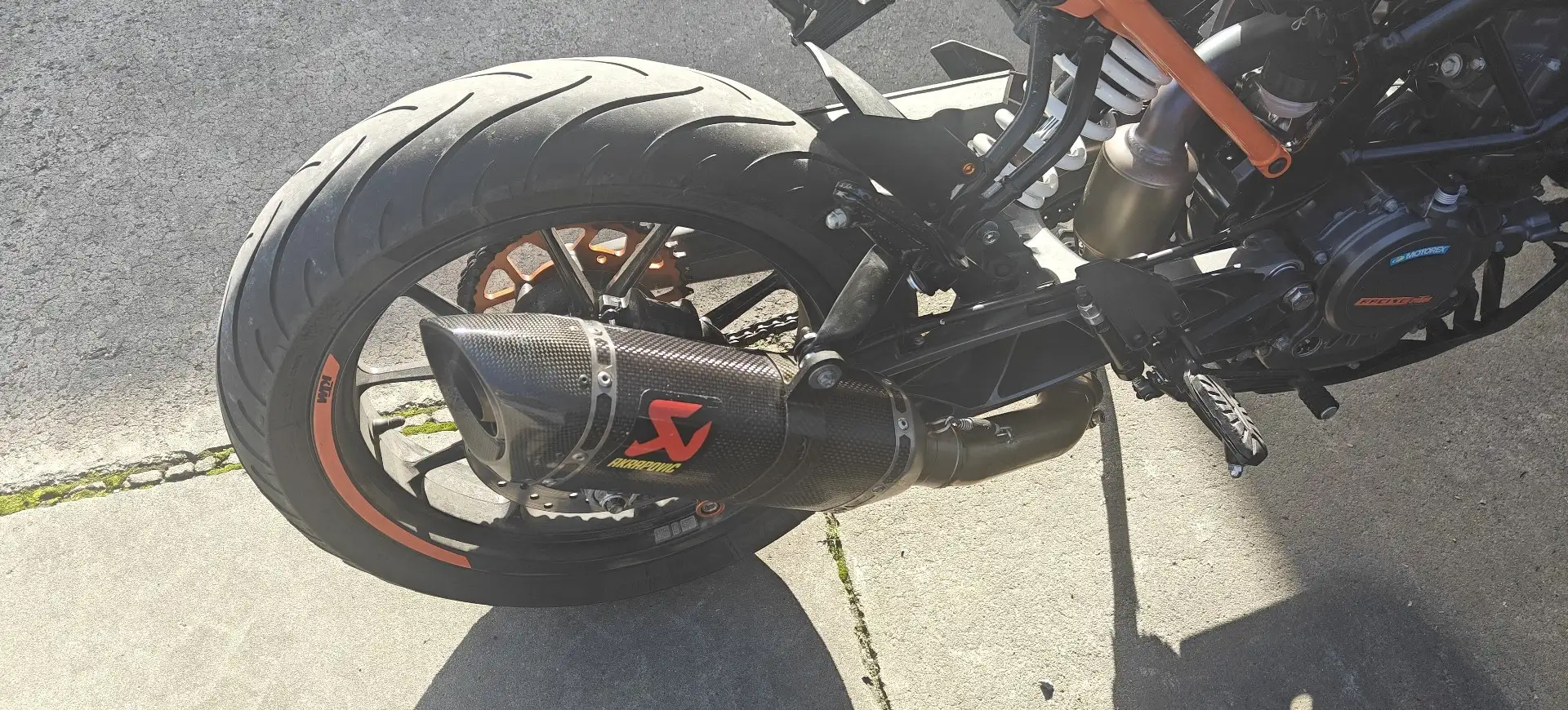 KTM 125 Duke Oranje - 1