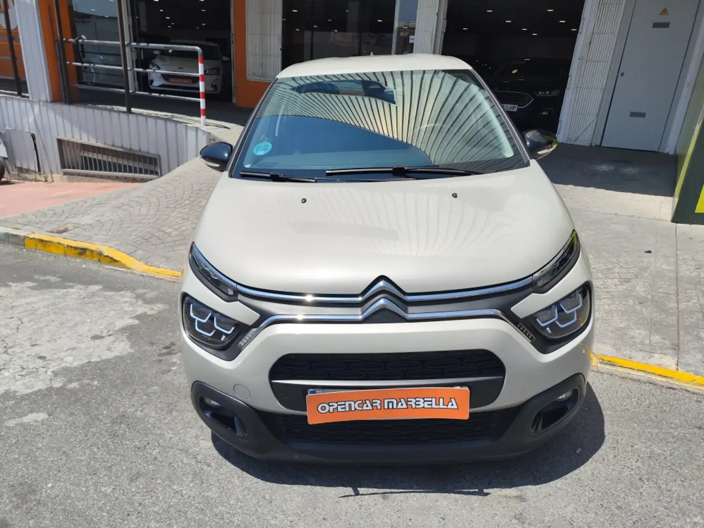 Citroen C3 Origin 1.2 PureTech S&S Plus 83 Beige - 2