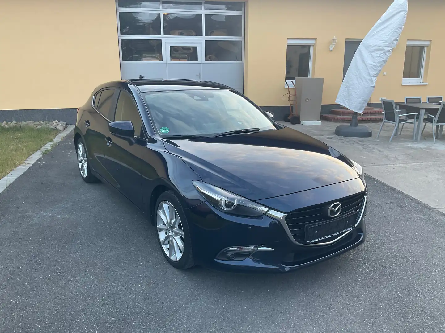 Mazda 3 SKYACTIV-G 120 Aut. Sports-Line Blue - 1