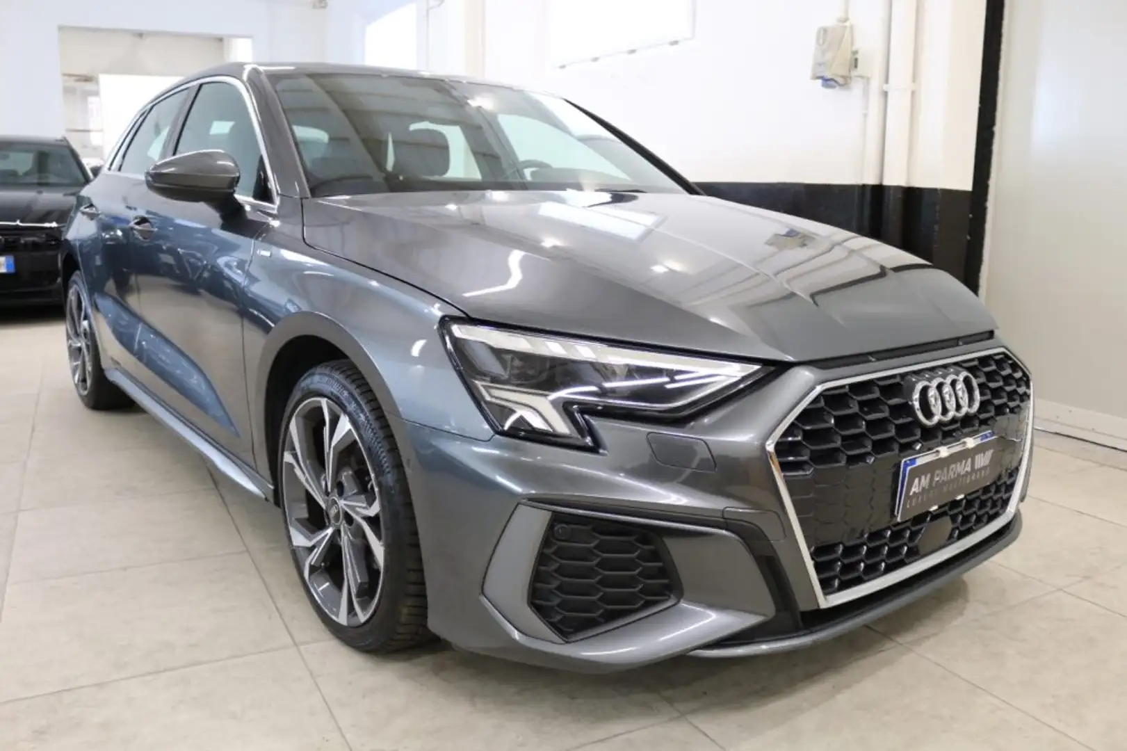 Audi A3 SPB 30 g-tron S tronic S-LINE "" BELL1SS1MA"" Grigio - 1