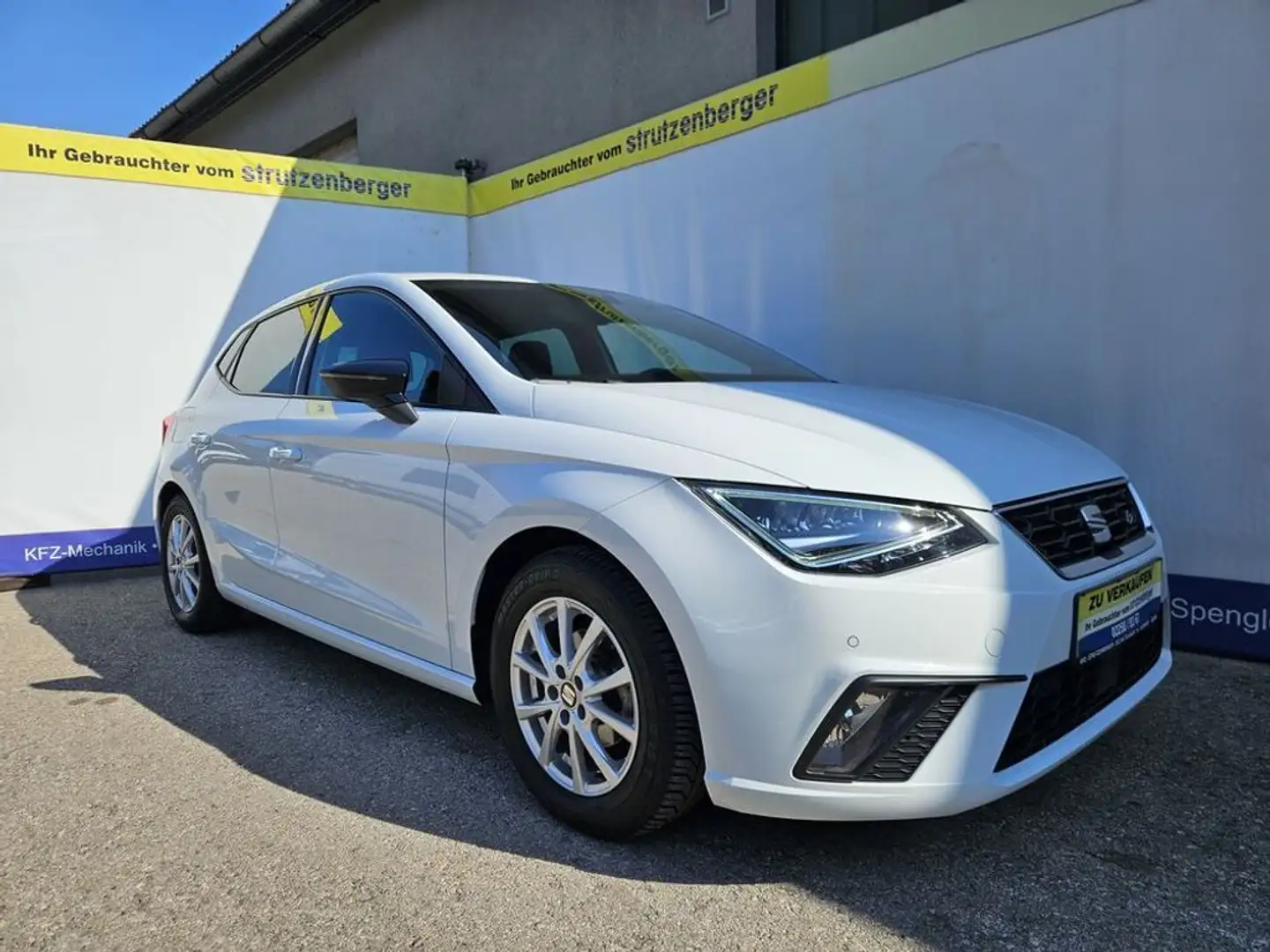 SEAT Ibiza FR 1,0 TSI 70 KW Navi LED Kamera 17'' Alu Weiß - 2