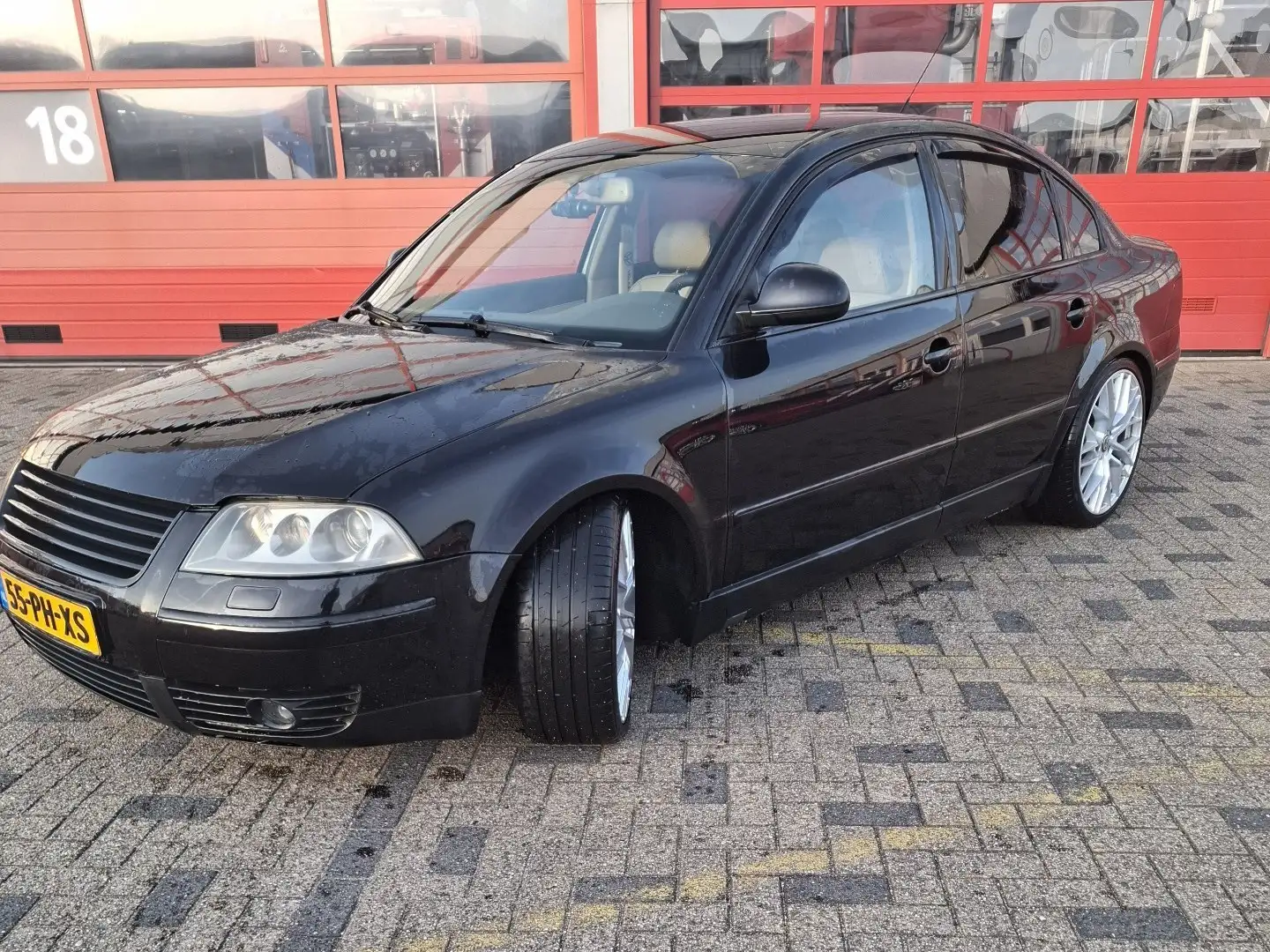 Volkswagen Passat 4.0 W8 4Motion - 1