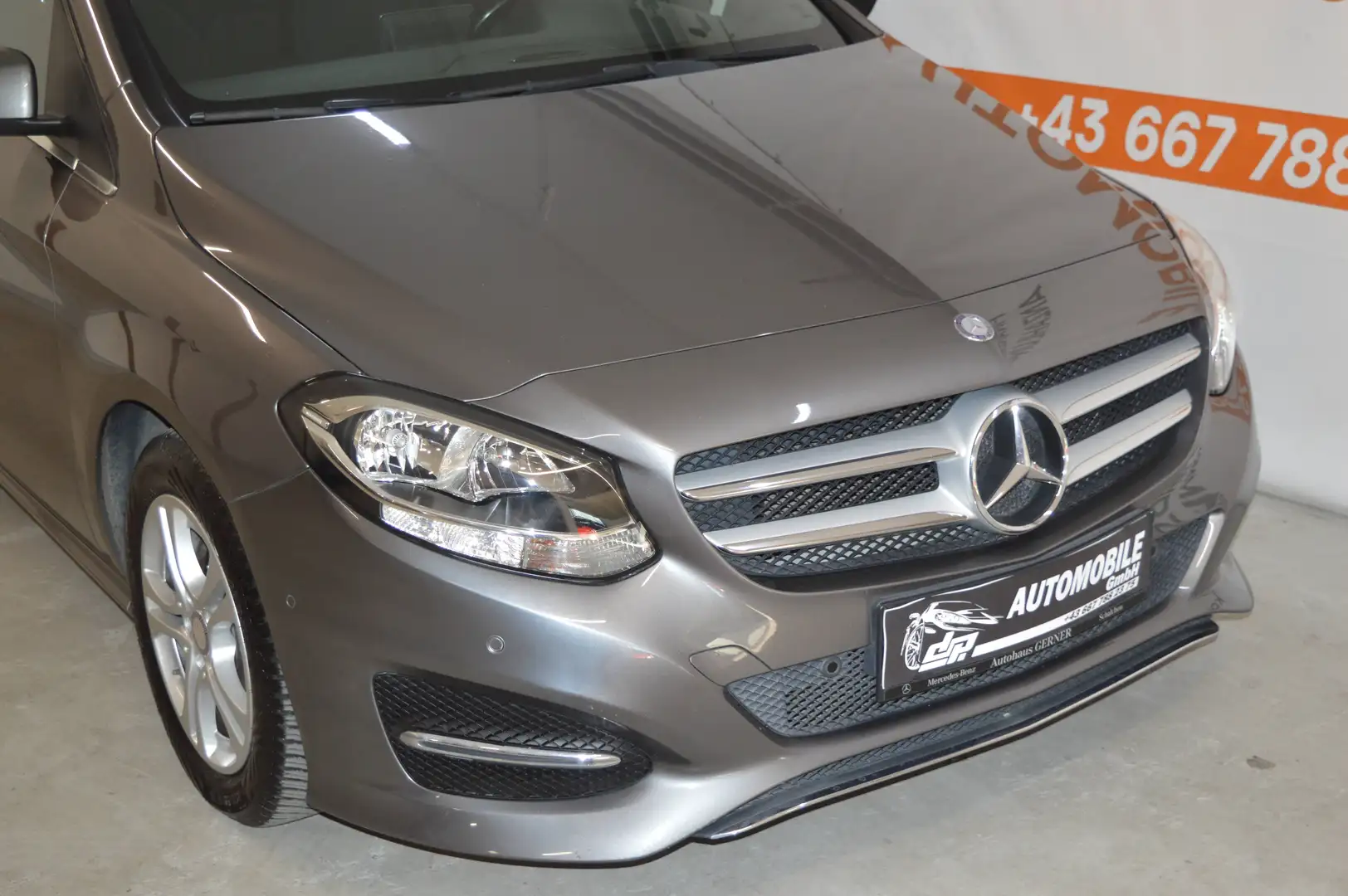 Mercedes-Benz B 180 CDI **2.Besitz**Automatik**Serviceheft** Grau - 2