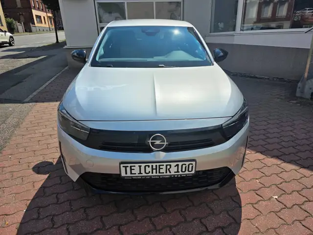 Opel Corsa view 2