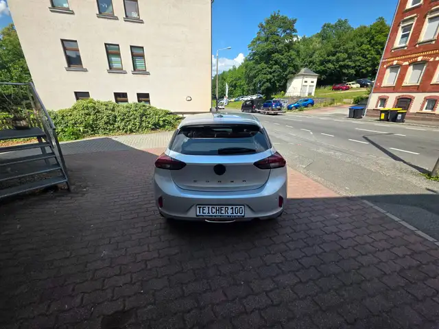 Opel Corsa view 9