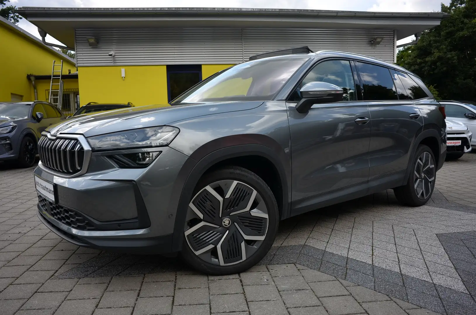 Skoda Kodiaq 2.0 TDI DSG 4x4 Exclusiv PANO+LEDER+AHK+4JG Grijs - 1