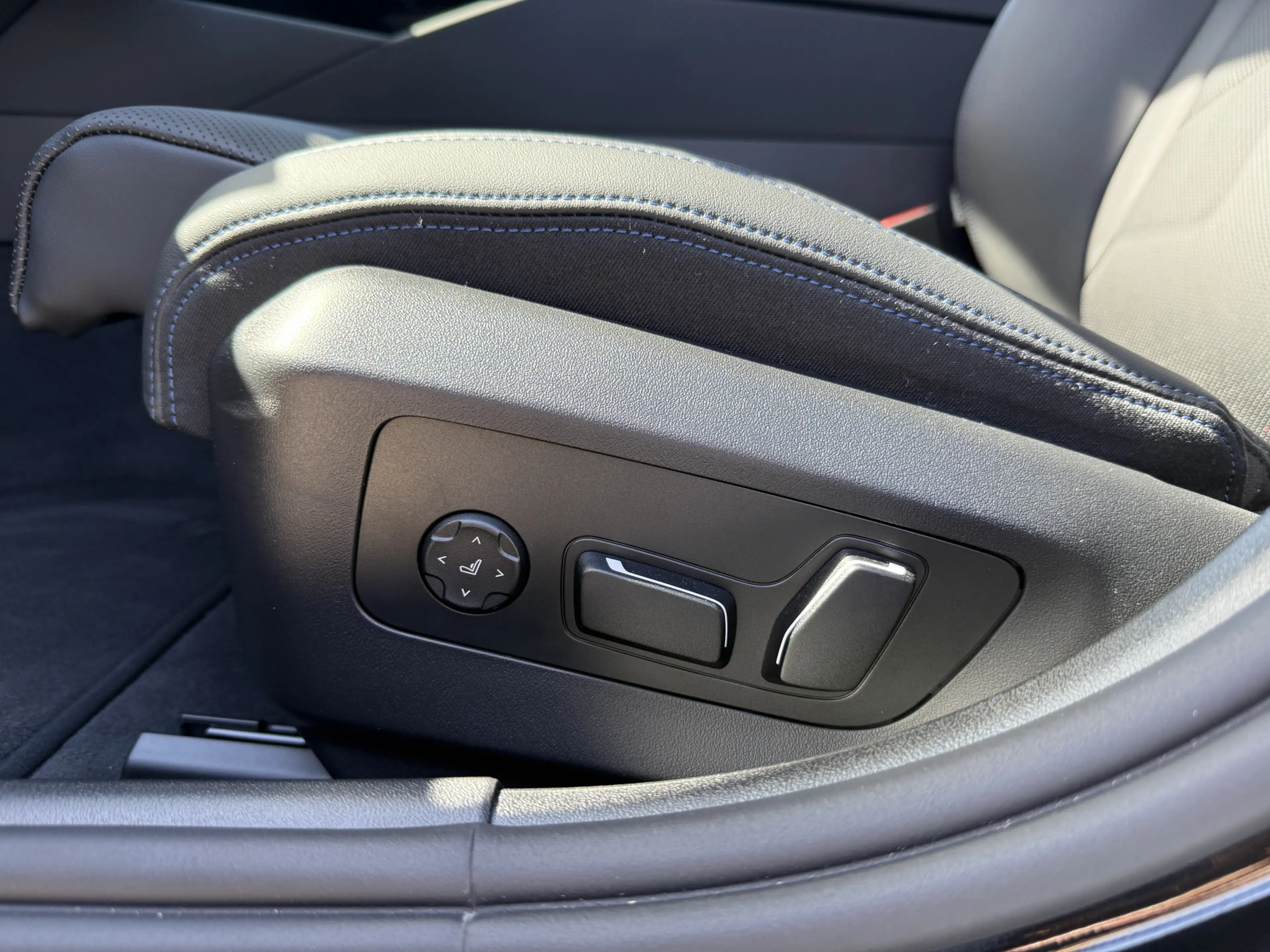 BMW i5 eDrive40 | M-Sport Pro | M-Perf. Parts | 21" | Sto — photo 14