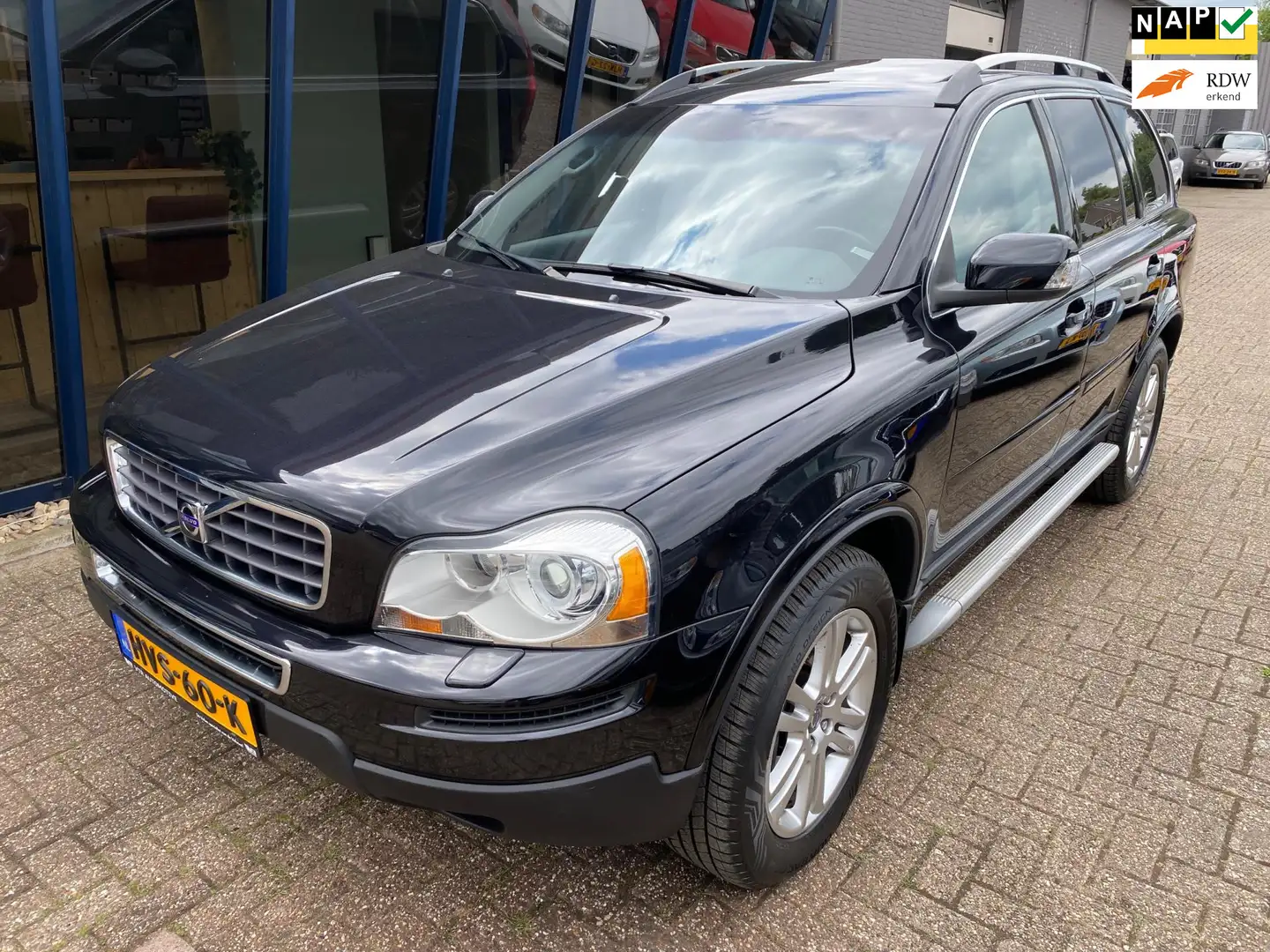 Volvo XC90 3.2 Summum Automaat 7 PERSOONS / LEER / NAVI / SUN Zwart - 1