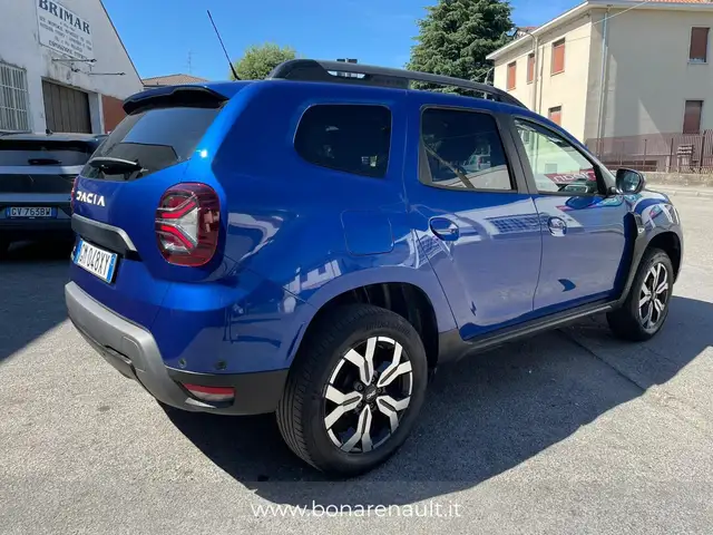 Dacia Duster view 5
