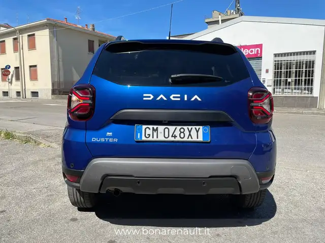 Dacia Duster view 4