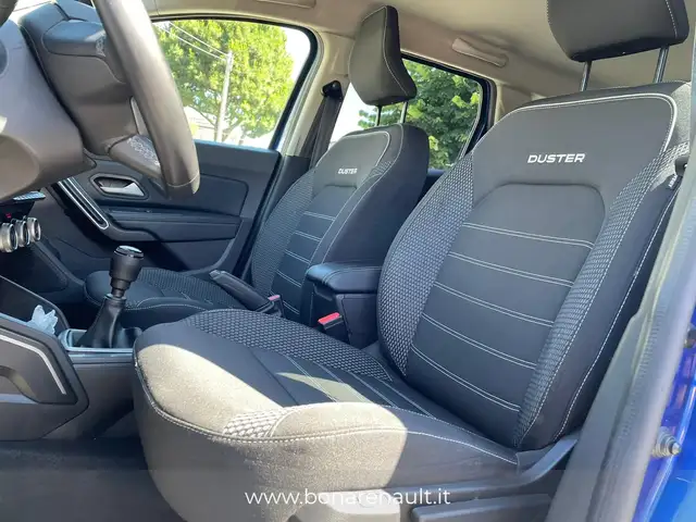 Dacia Duster view 7