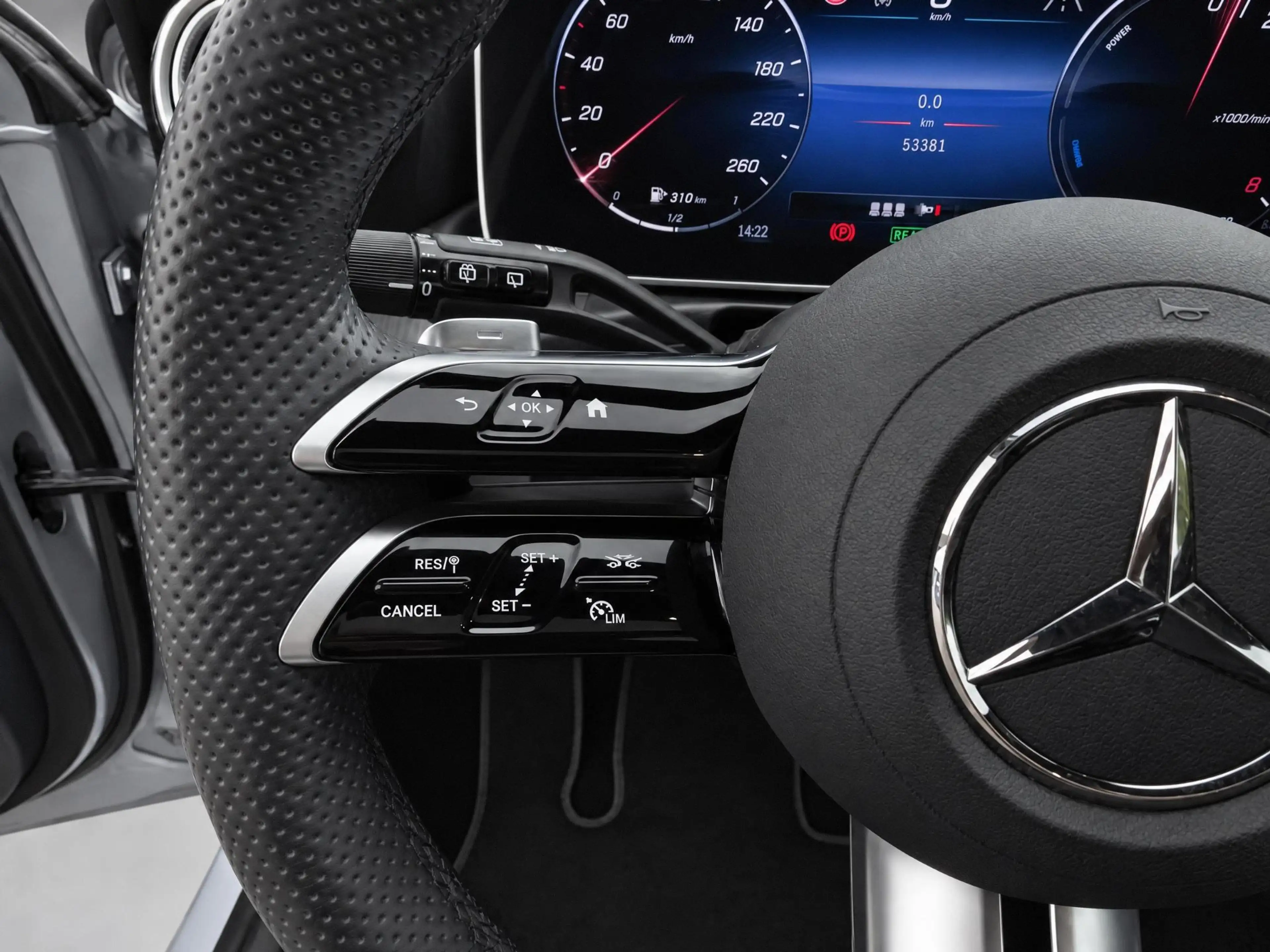 Mercedes-Benz C 300 Estate e AMG Line | Panoramadak | Trekhaak | — photo 11