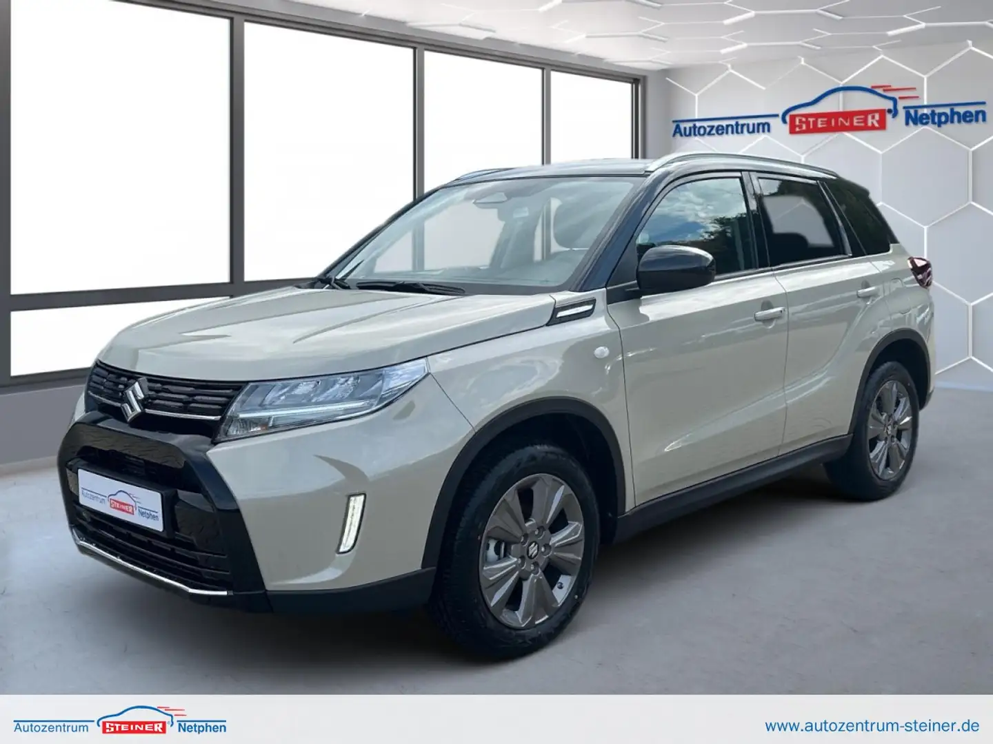Suzuki Vitara Comfort 4x4 ALLGRIP Boosterjet Allrad NAV Klima Gris - 1