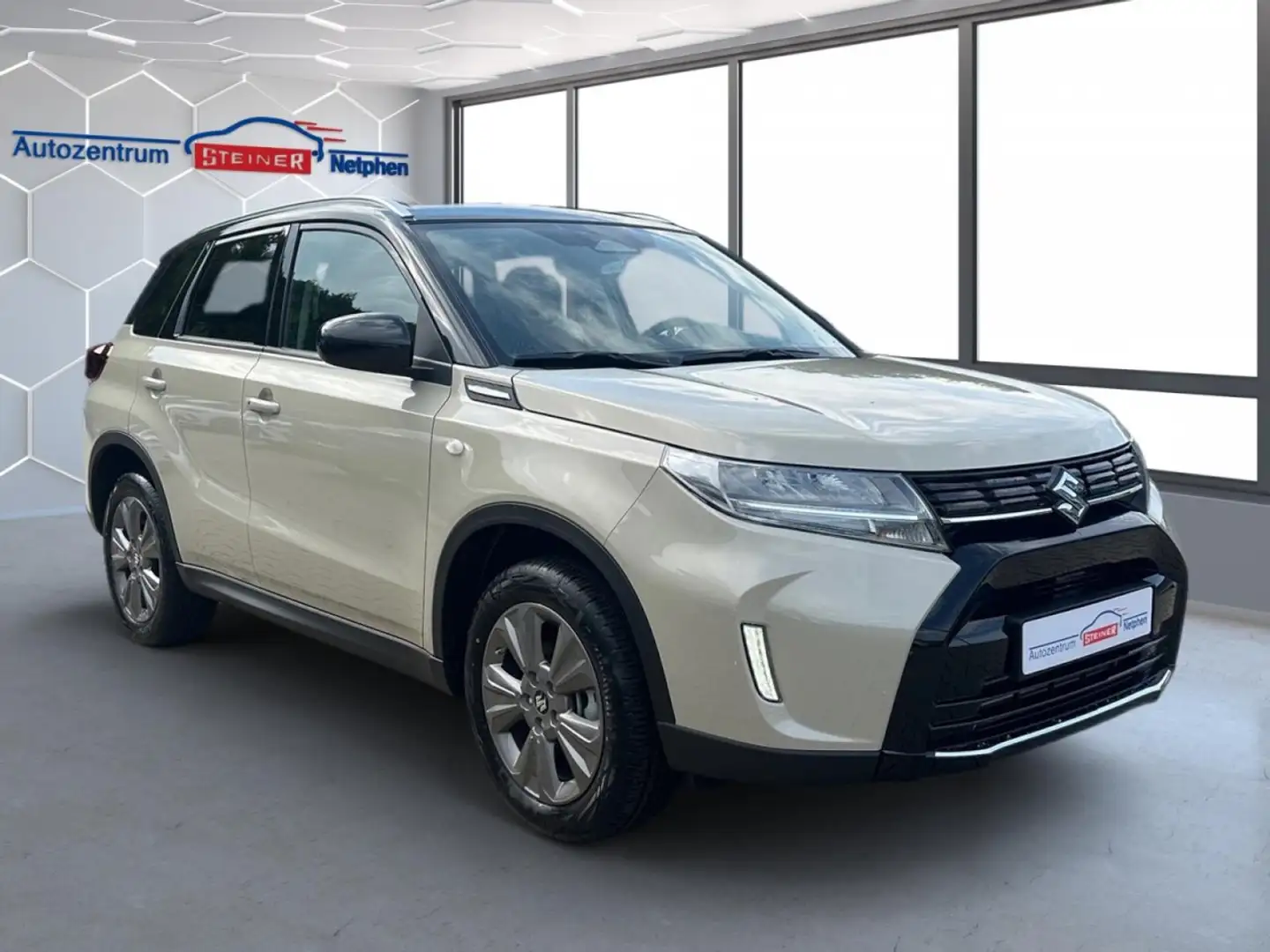 Suzuki Vitara Comfort 4x4 ALLGRIP Boosterjet Allrad NAV Klima Gris - 2