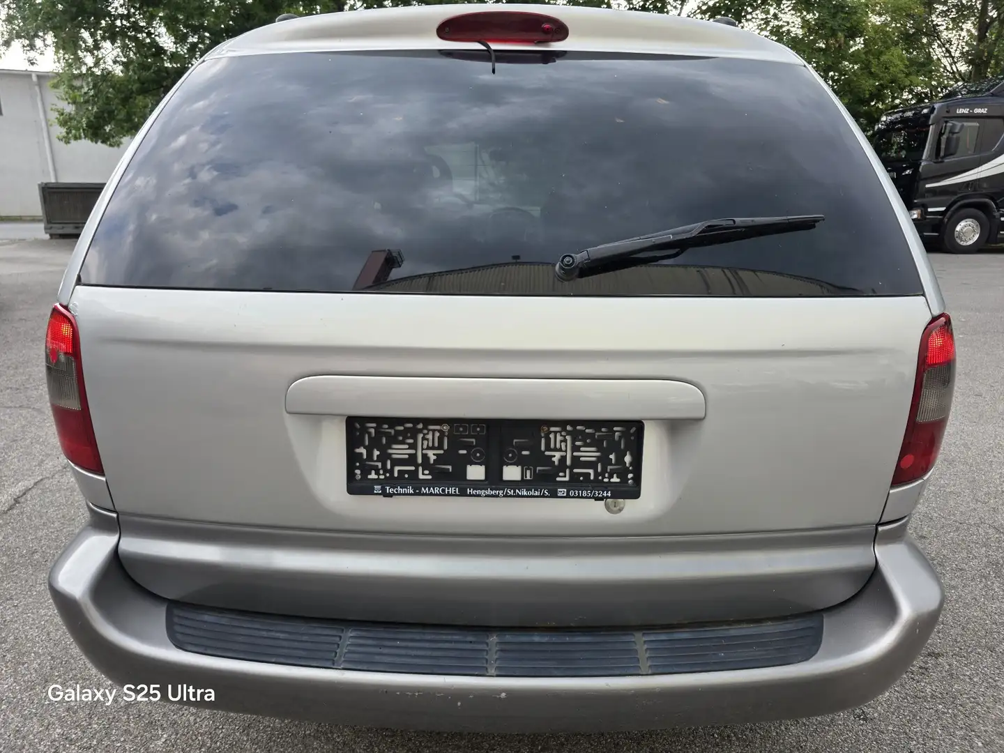 Chrysler Grand Voyager 2.5 CRD Limited Серый - 2