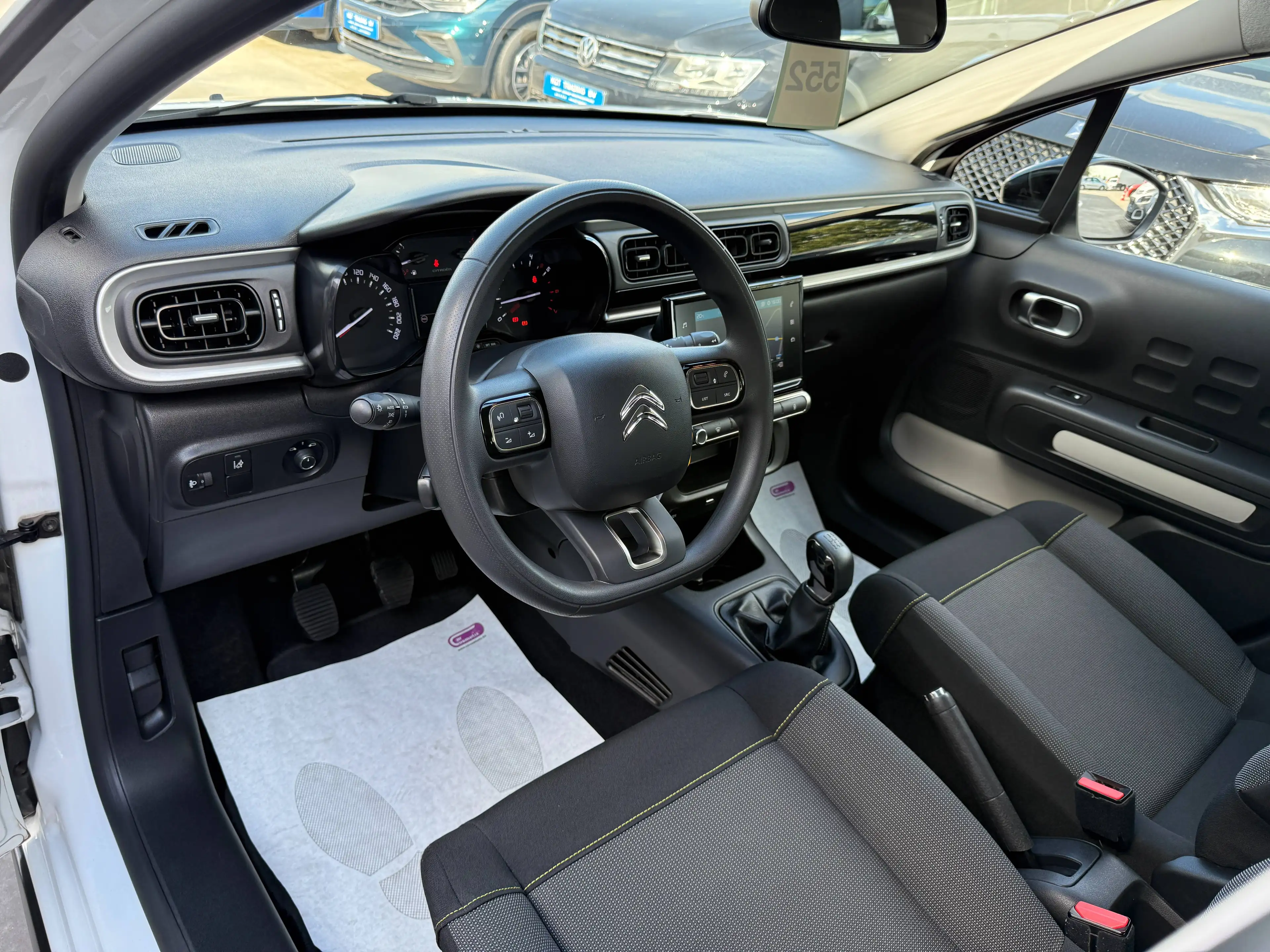 Citroen C3 1.2 i 83PK NAVIGATIE BLUETOOTH CARPLAY PARKEERSENSOREN AIRCO CARPASS — photo 13