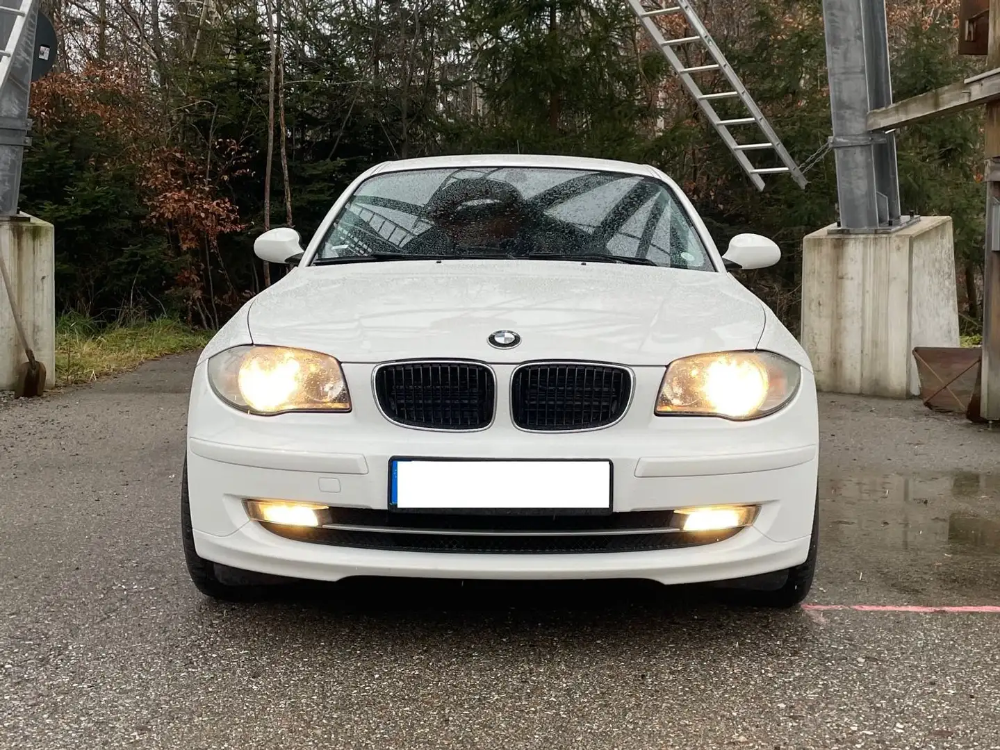 BMW 118 118i Biały - 1