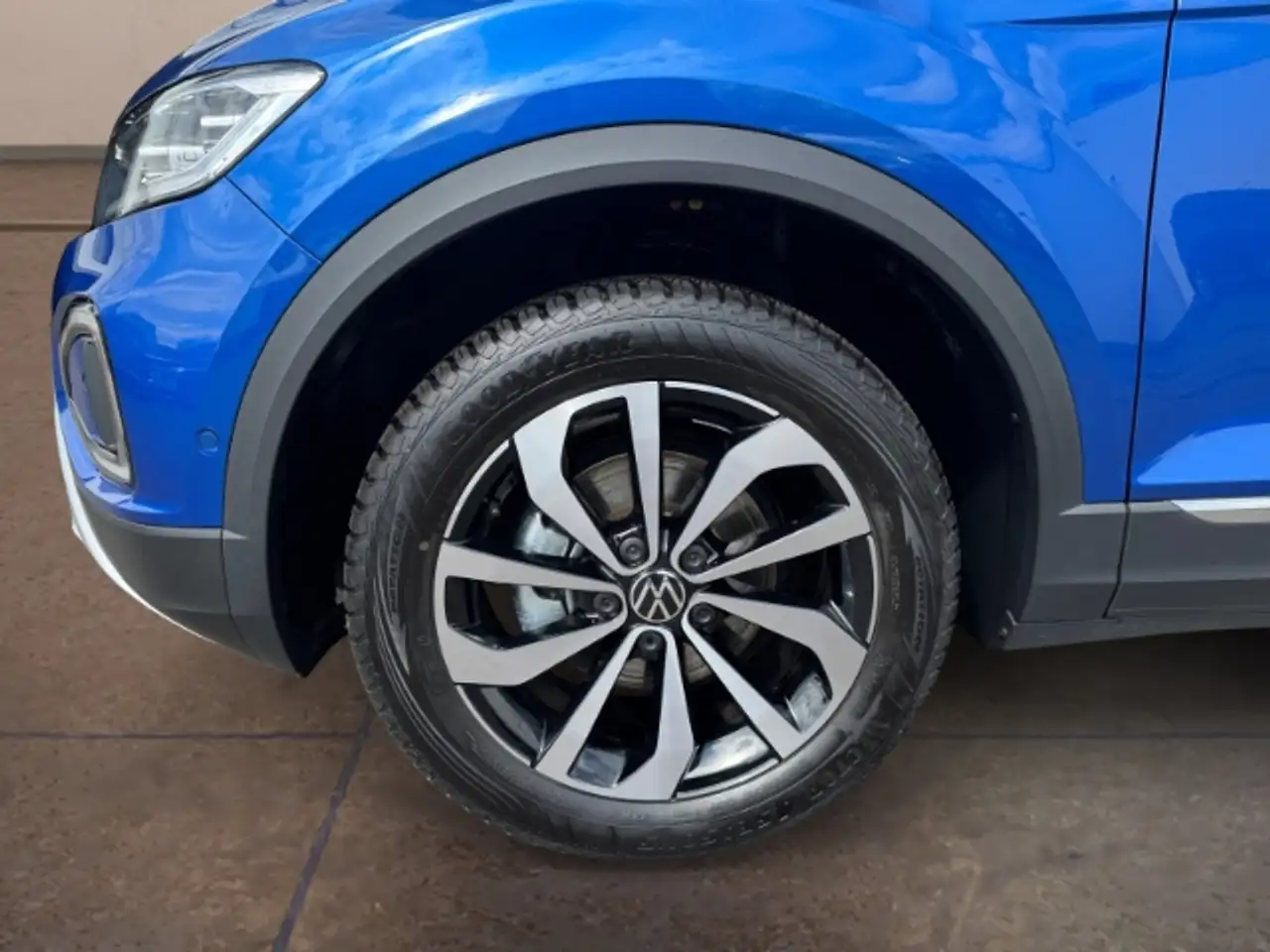 Volkswagen T-Roc 1.5TSI DSG Style LED NAVI ACC 2Z-KLIMA APP 17'' E- 8