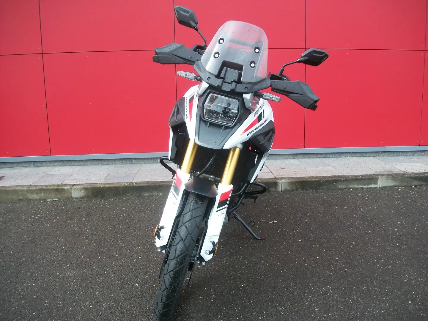 Suzuki V-Strom 1050DE Blanc - 2