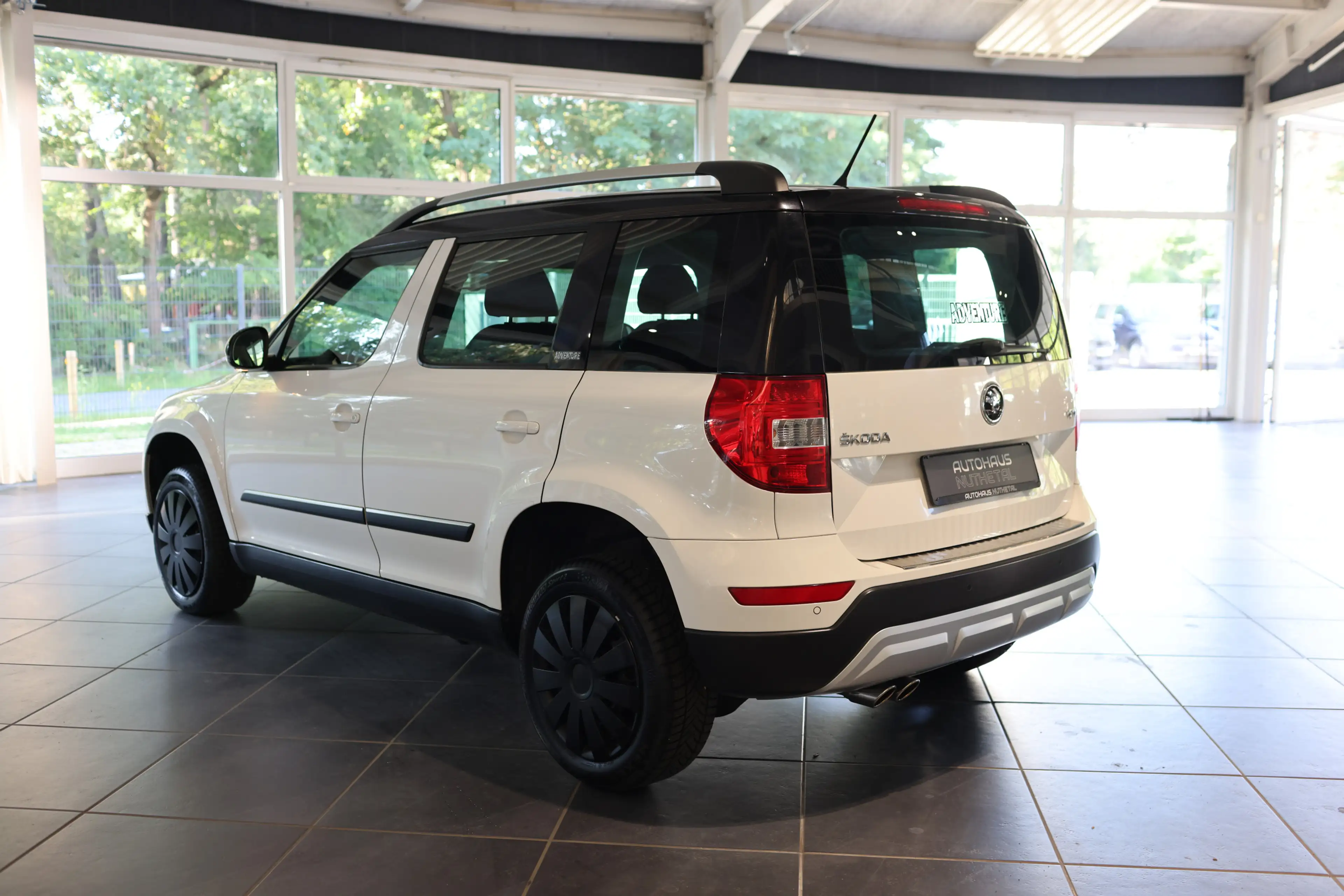 Skoda Yeti 1,4 TSI ADVENTURE BI-XENON   SITZHEIZUNG — photo 4