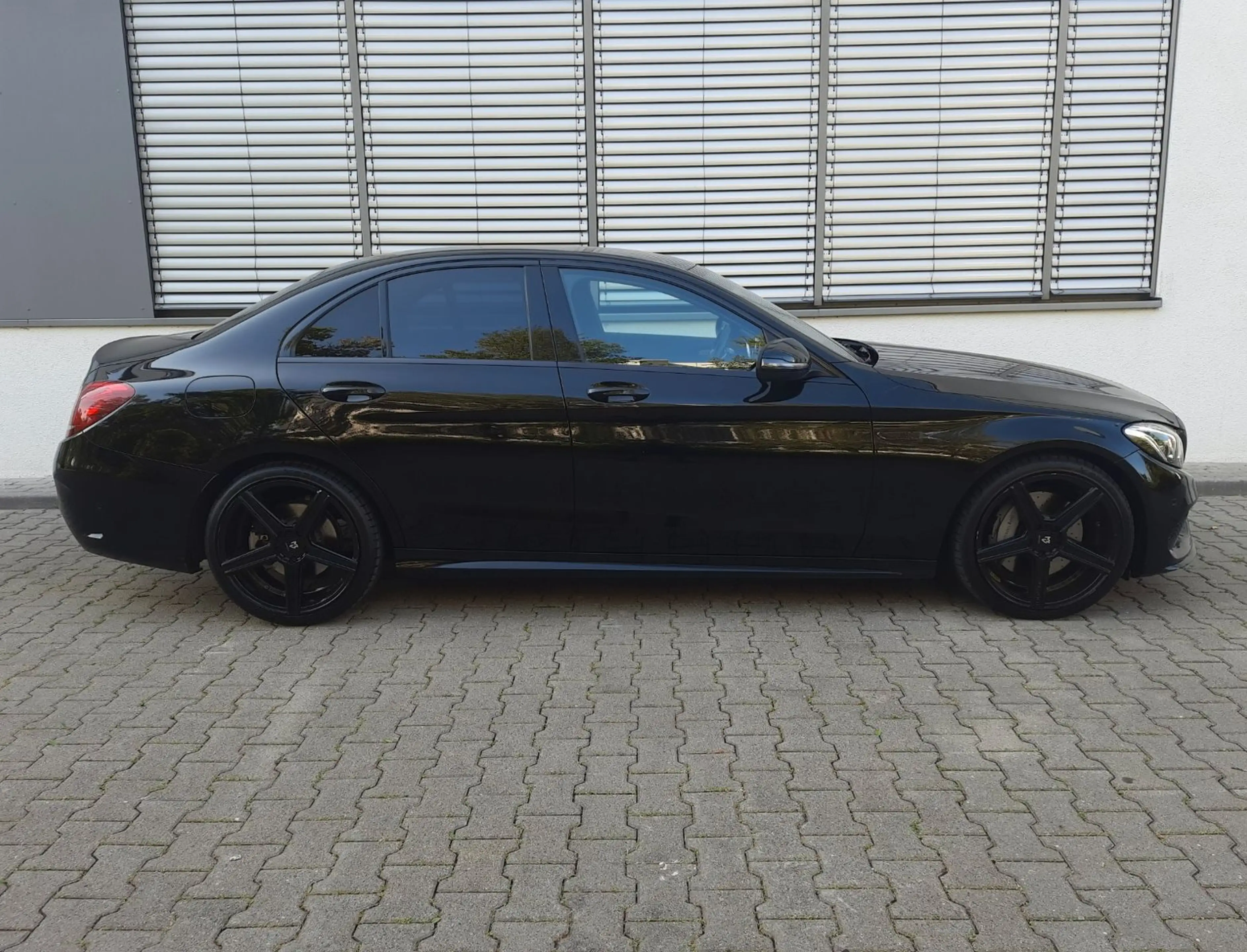 Mercedes-Benz C 250 Limo/3xAMG-Line/LED/Kam/Burm/19" — photo 5