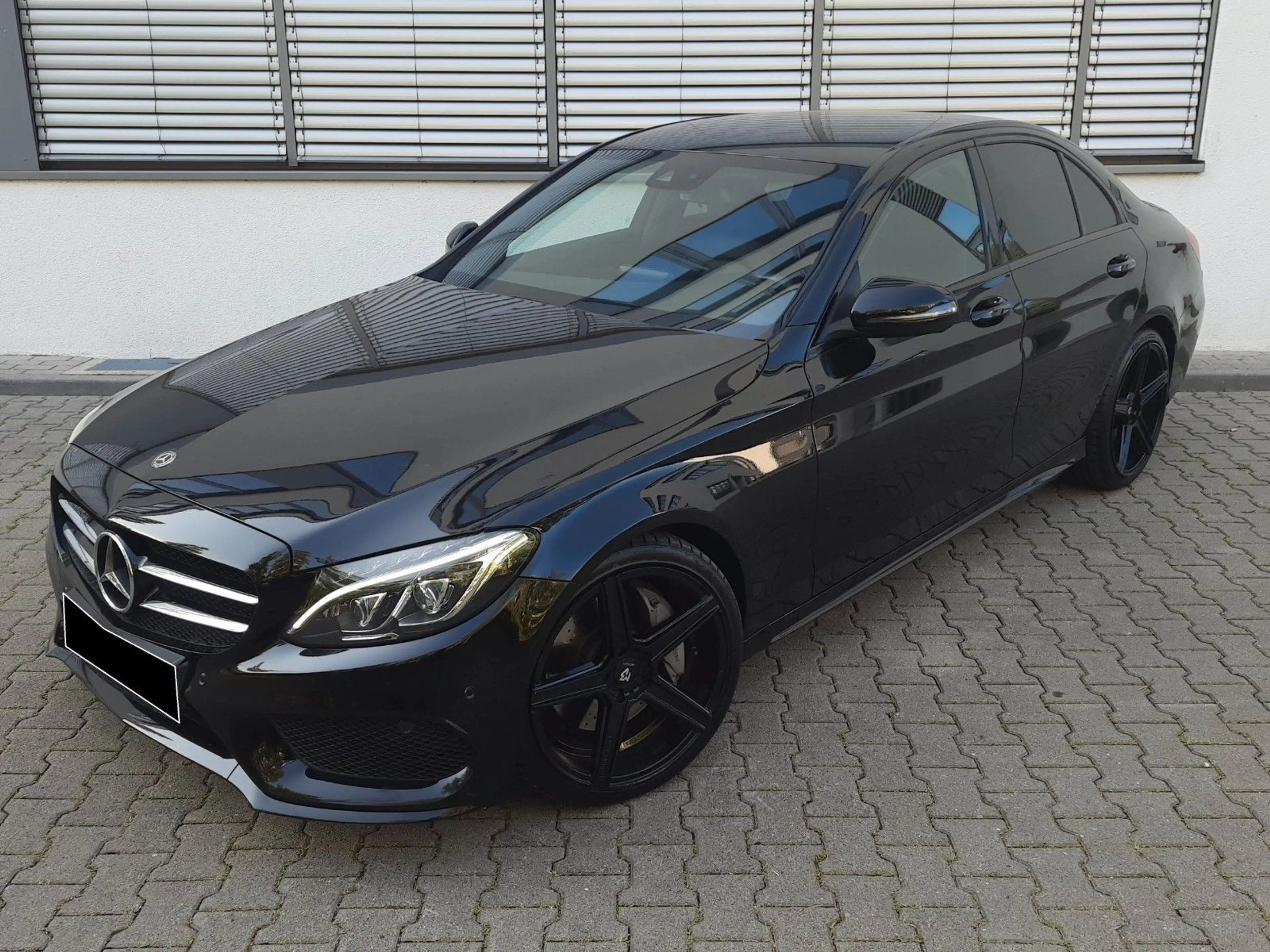 Mercedes-Benz C 250 Limo/3xAMG-Line/LED/Kam/Burm/19" — photo 2