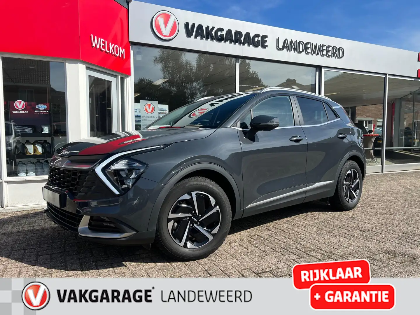 Kia Sportage 1.6 T-GDi MHEV Dark Edition, navi, leer, 7 jaar ga Grijs - 1