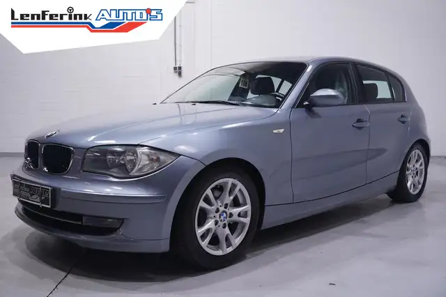 BMW 116 1-serie 116i Introduction airco sportstoelen mistl
