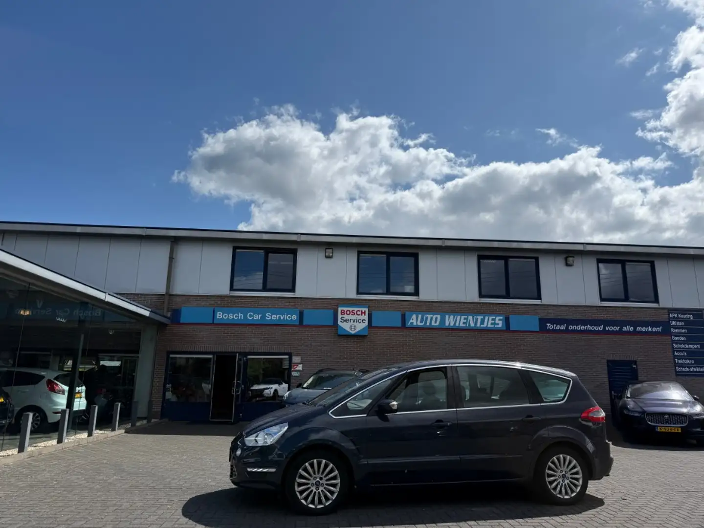 Ford S-Max 1.6 EcoBoost 118kw | Titanium | Airco-Ecc | Navi Grijs - 1