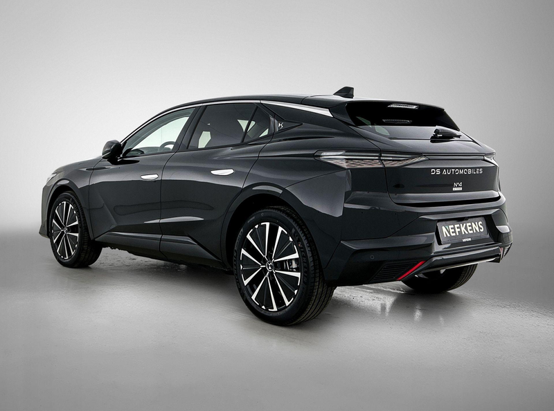 DS Automobiles DS 4 No E-Tense Etoile Absolute Comfort Tech Pack 58.3 — photo 3