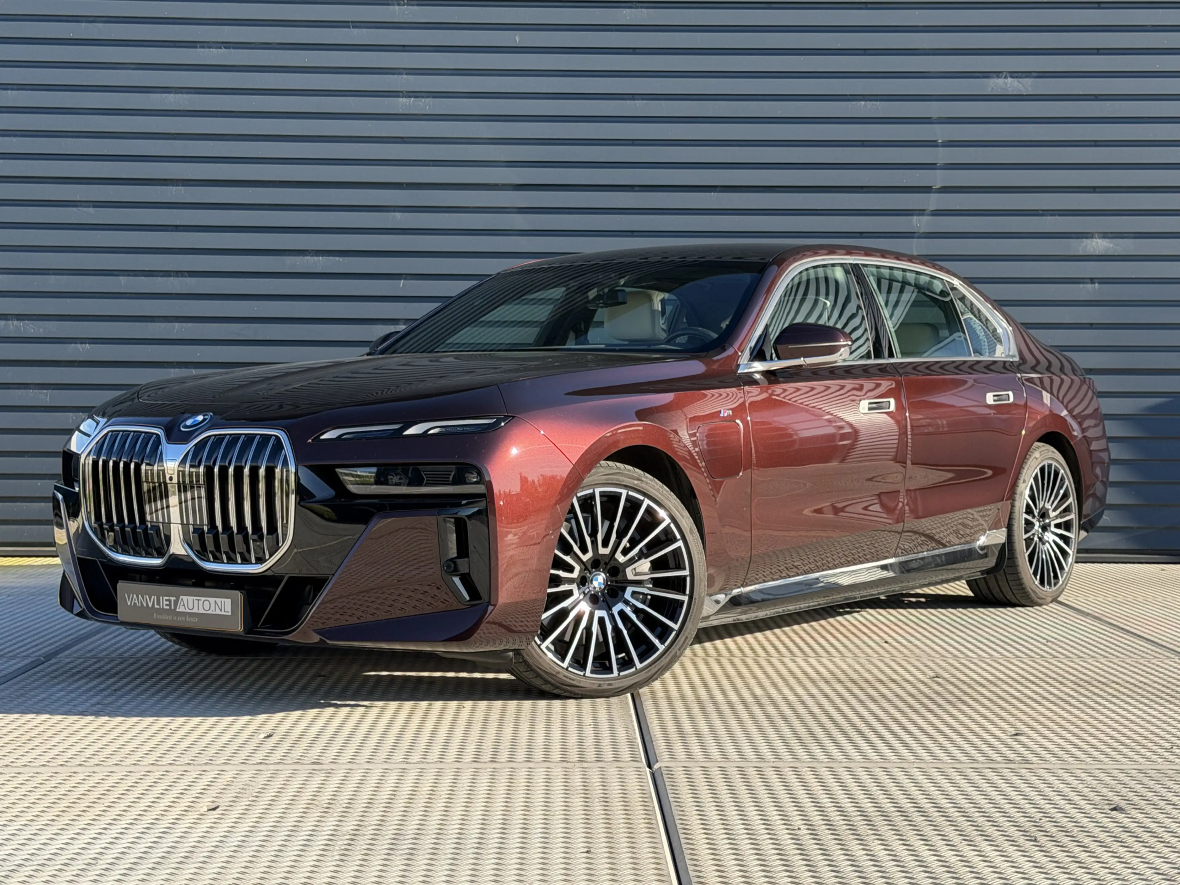 BMW 750 7-serie 750e xDrive | M-Sport | B&W Audio | Panora