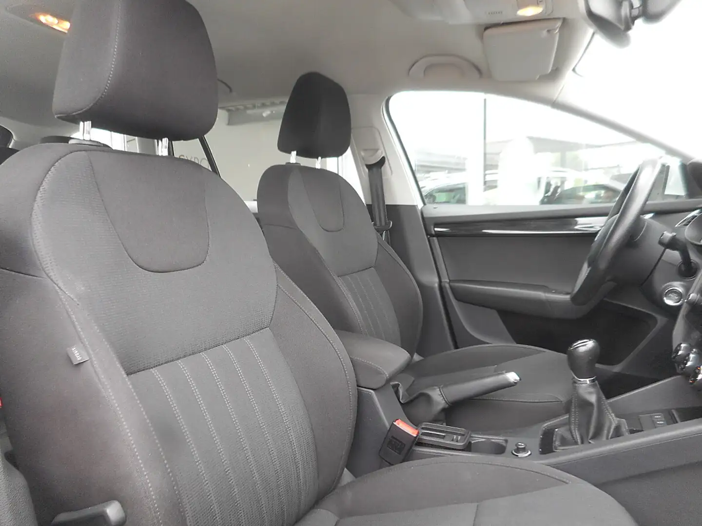 Skoda Octavia Combi 1,0 TSI e-Tec Ambition DSG Blau - 1